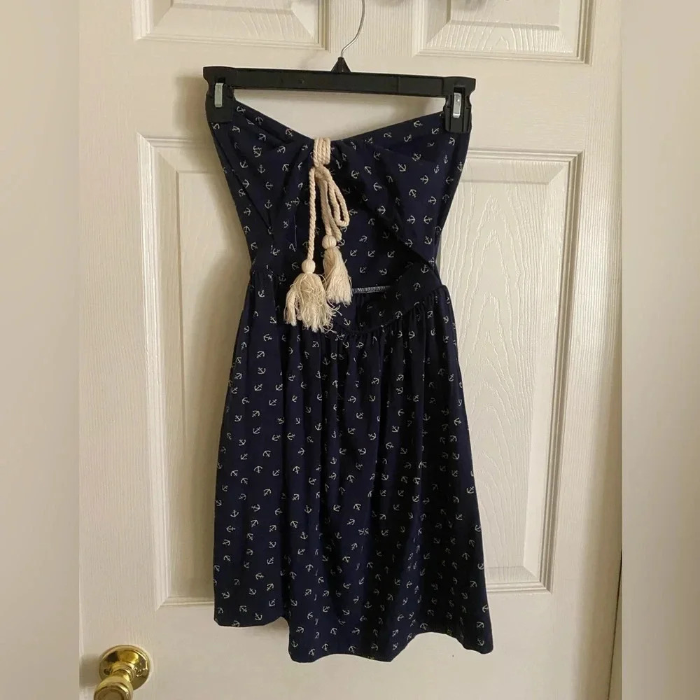 Strapless open back anchor dress NWT - Picture 2 of 5